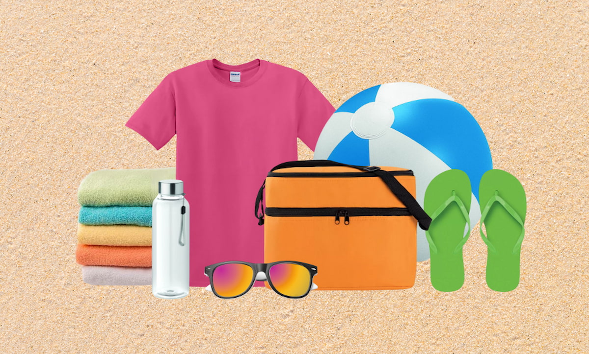 Various objects we need for the beach, including a cooler bag and sunglasses