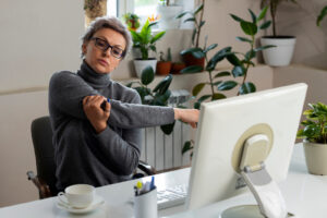 A woman getting ready to get back to work