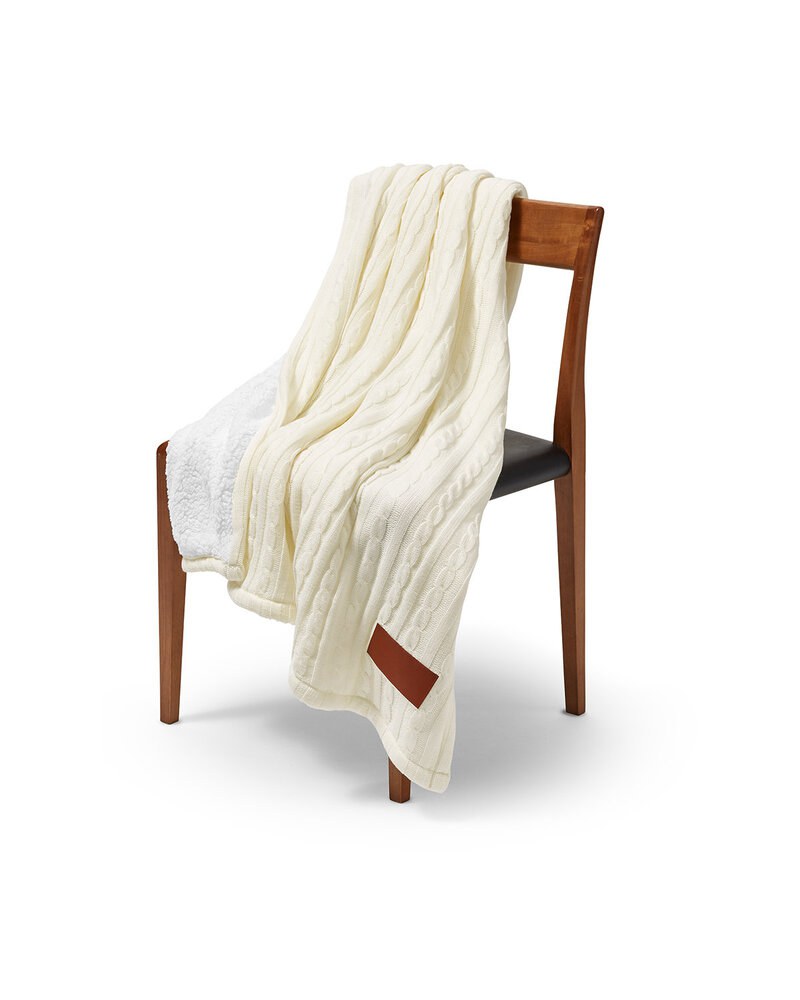 Leeman LG317 - Cable Knit Sherpa Throw